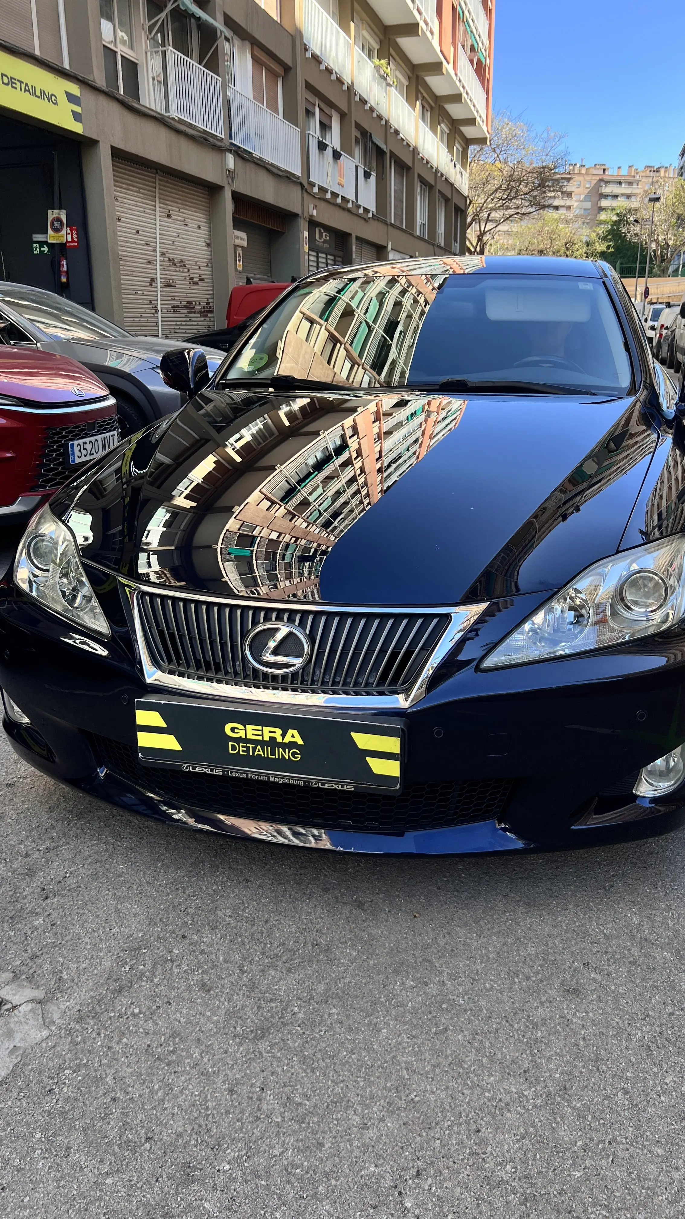 Lexus IS — Pulido de carrocería y faros, limpieza interior — GERA Detailing Barcelona